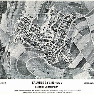 Bild0239 1977 Luftbild Seitzenhahn aus dem Wiebadener Kurier.